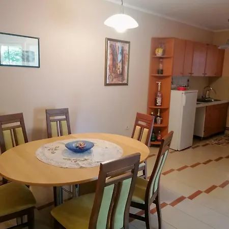 Vikendica Forest * Veliko Gradište